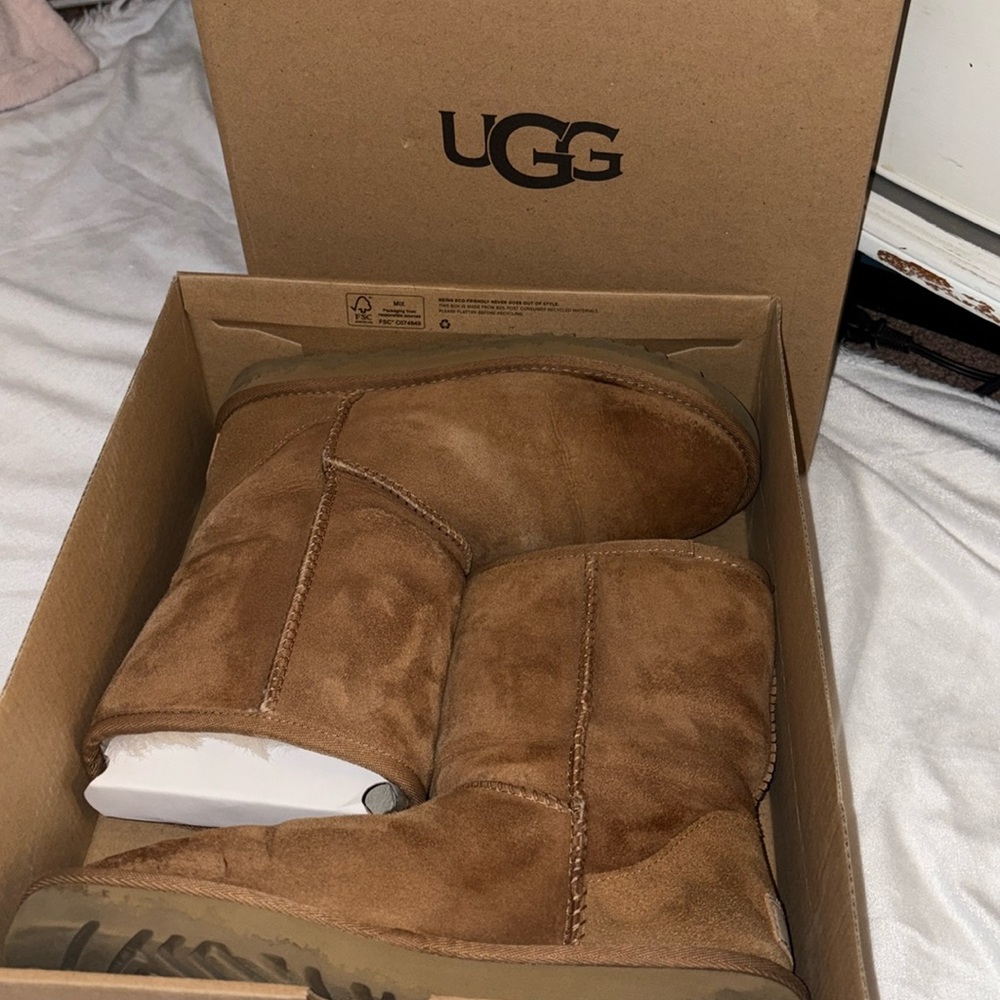UGGs